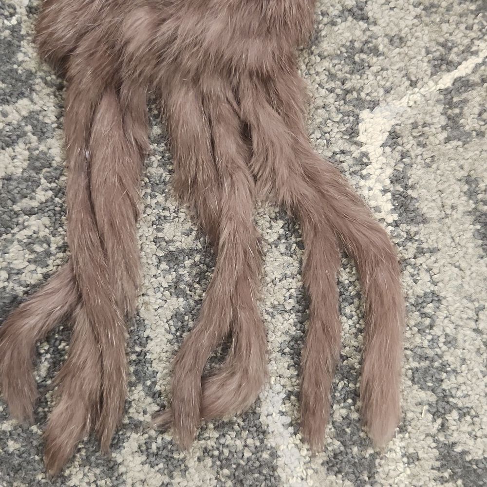 Platania Rabbit Fur Scarf - Picture 9 of 11